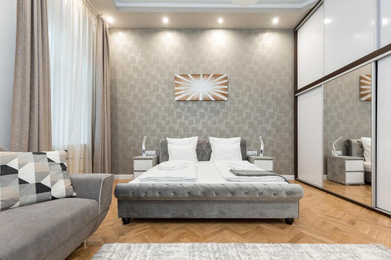 City Center Grand Luxury W 2Br/2Bt Budapest Luaran gambar