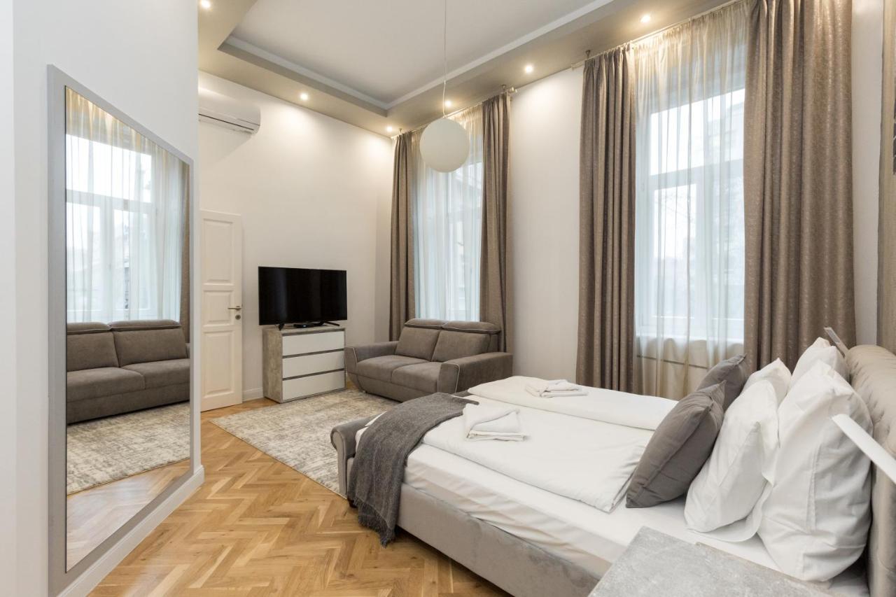 City Center Grand Luxury W 2Br/2Bt Budapest Luaran gambar