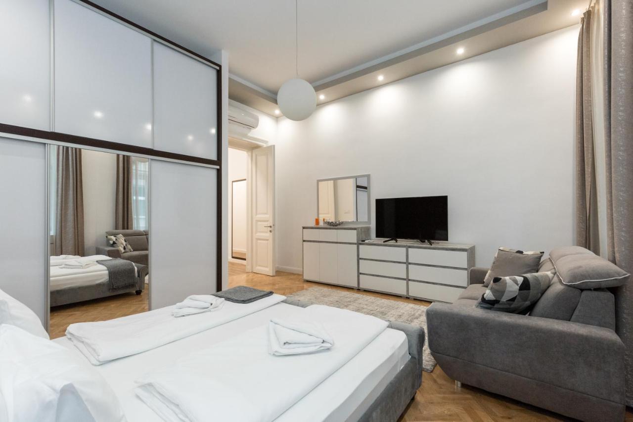 City Center Grand Luxury W 2Br/2Bt Budapest Luaran gambar