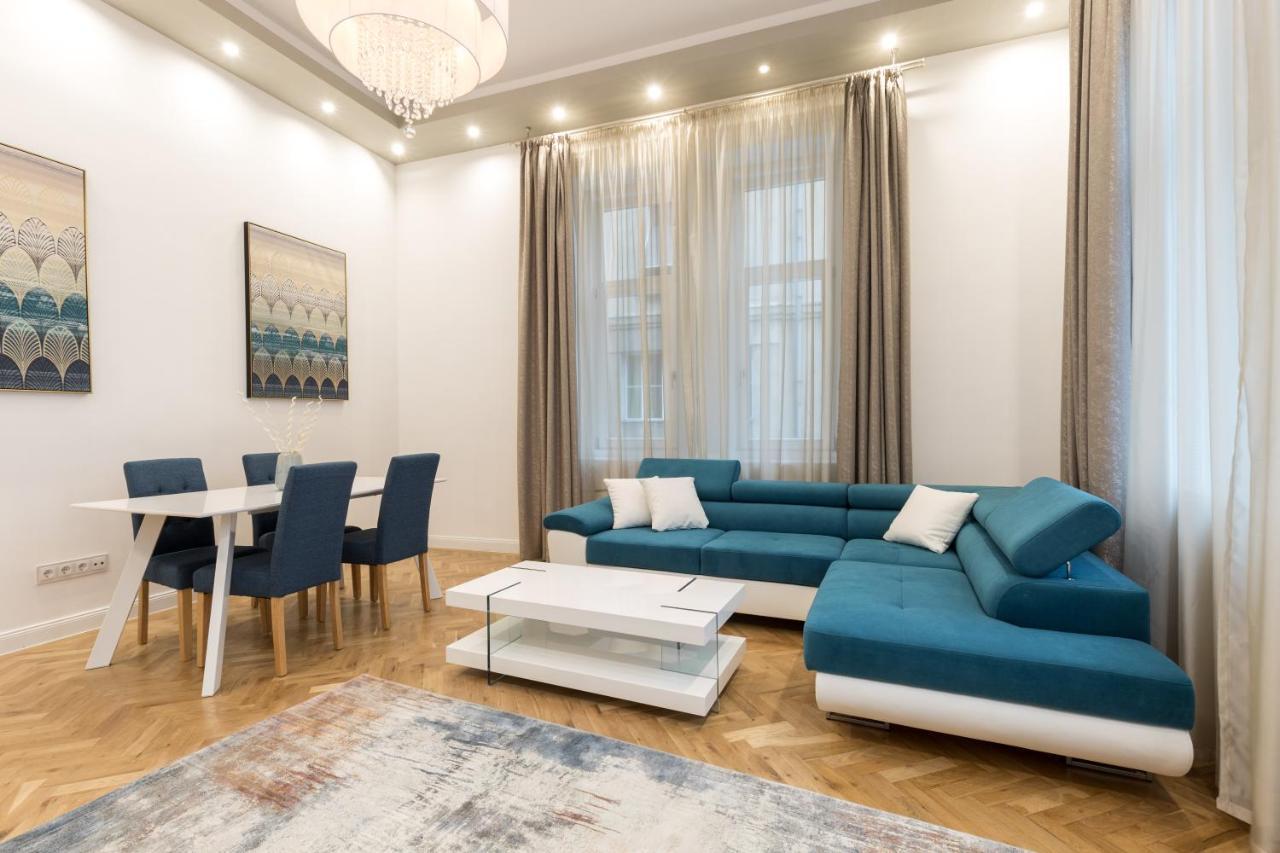 City Center Grand Luxury W 2Br/2Bt Budapest Luaran gambar
